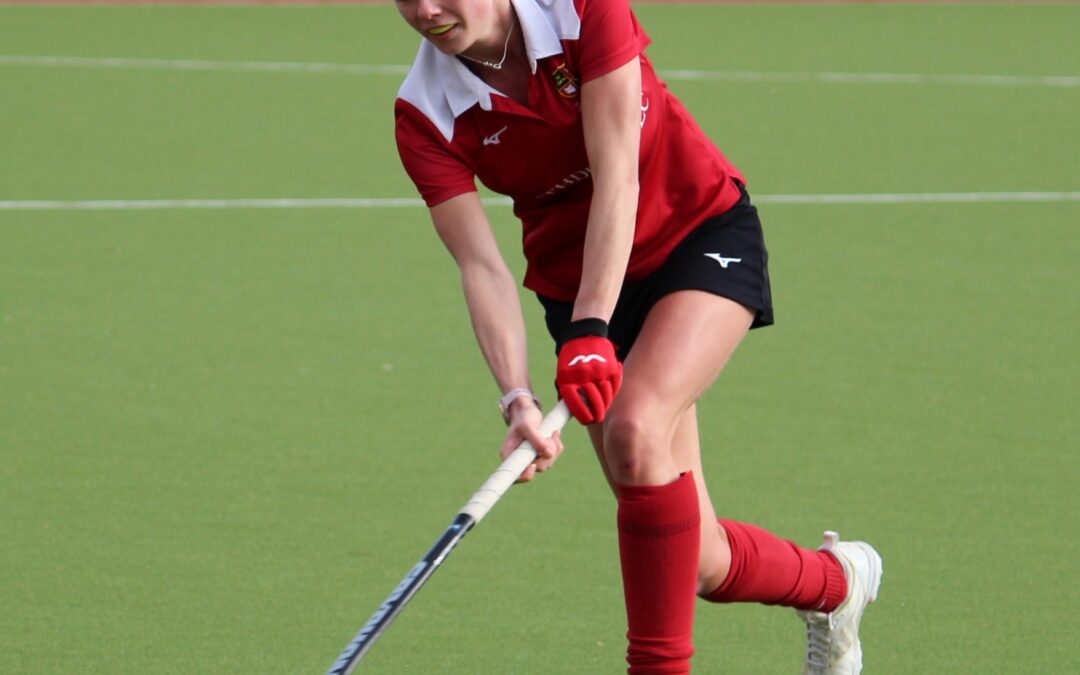 Holcombe confirm departures of Hayden Phillips & Hattie Jones